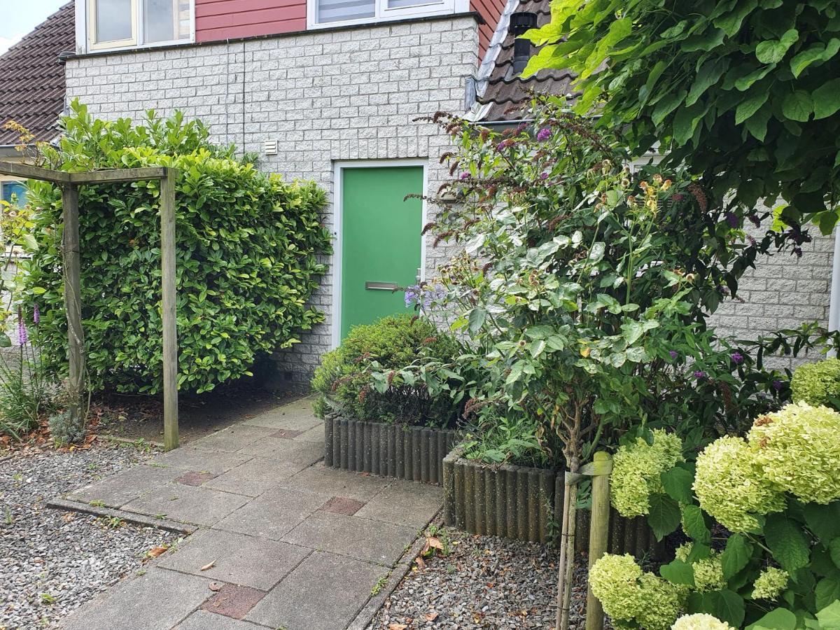 Vakantiehuis Op Villapark Oesterbaai Aan Zee , Met Speeltuin Grenzend Aan De Tuin Wemeldinge Εξωτερικό φωτογραφία