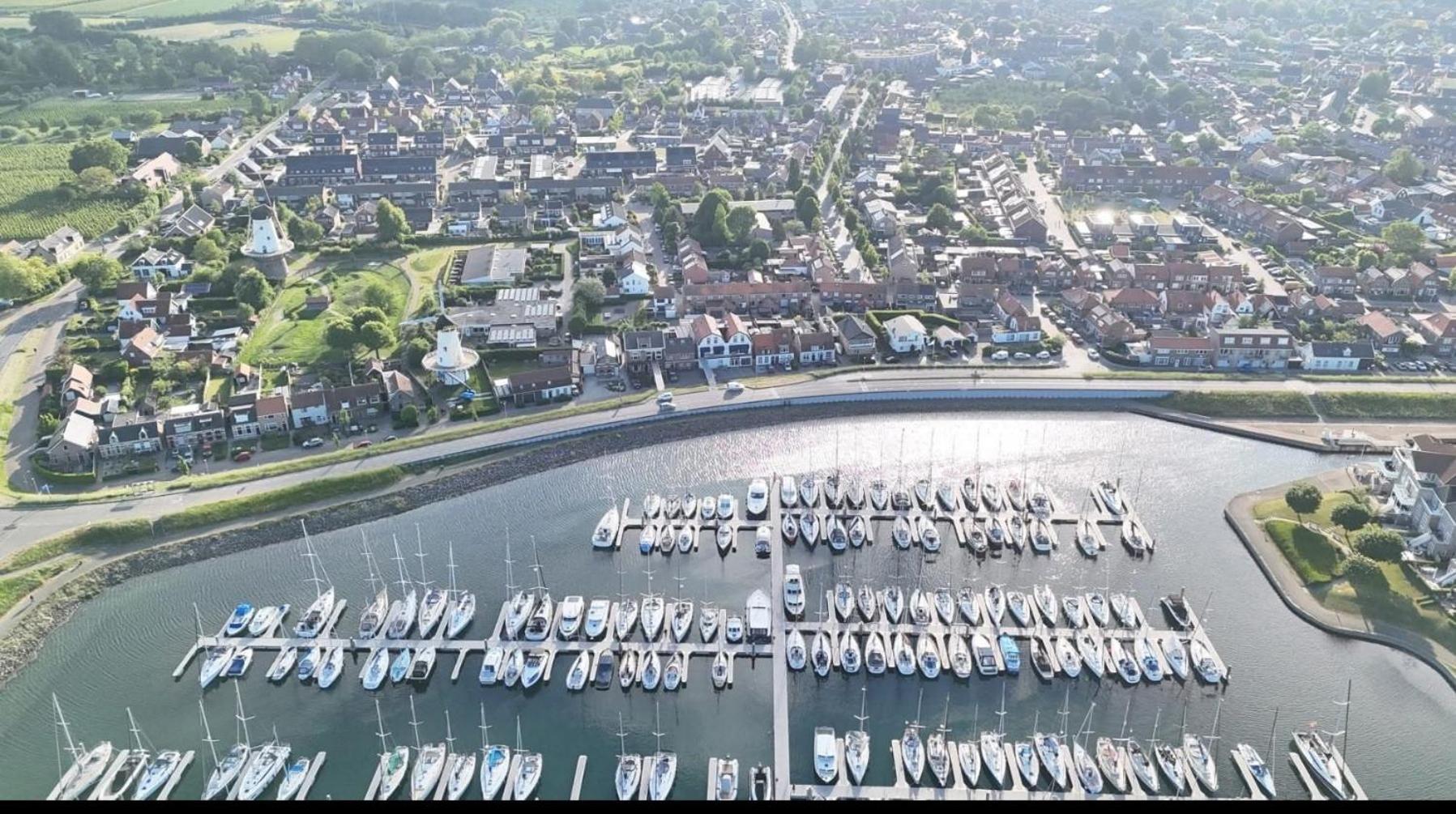 Vakantiehuis Op Villapark Oesterbaai Aan Zee , Met Speeltuin Grenzend Aan De Tuin Wemeldinge Εξωτερικό φωτογραφία
